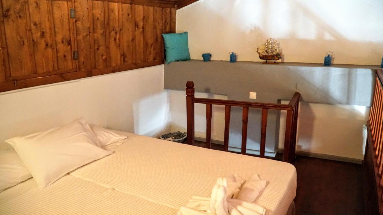 Cozy Apartments In Symi Center Kültér fotó
